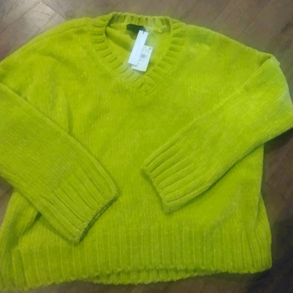 Sanctuary Sweaters - Brand New Sanctuary v-neck sweater